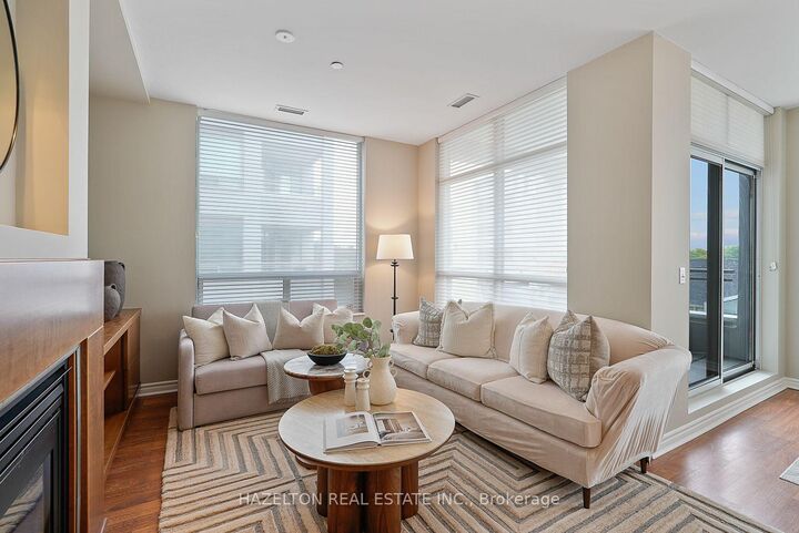 Property Photo: 980 Yonge Street 501 ON M4W 3V8
