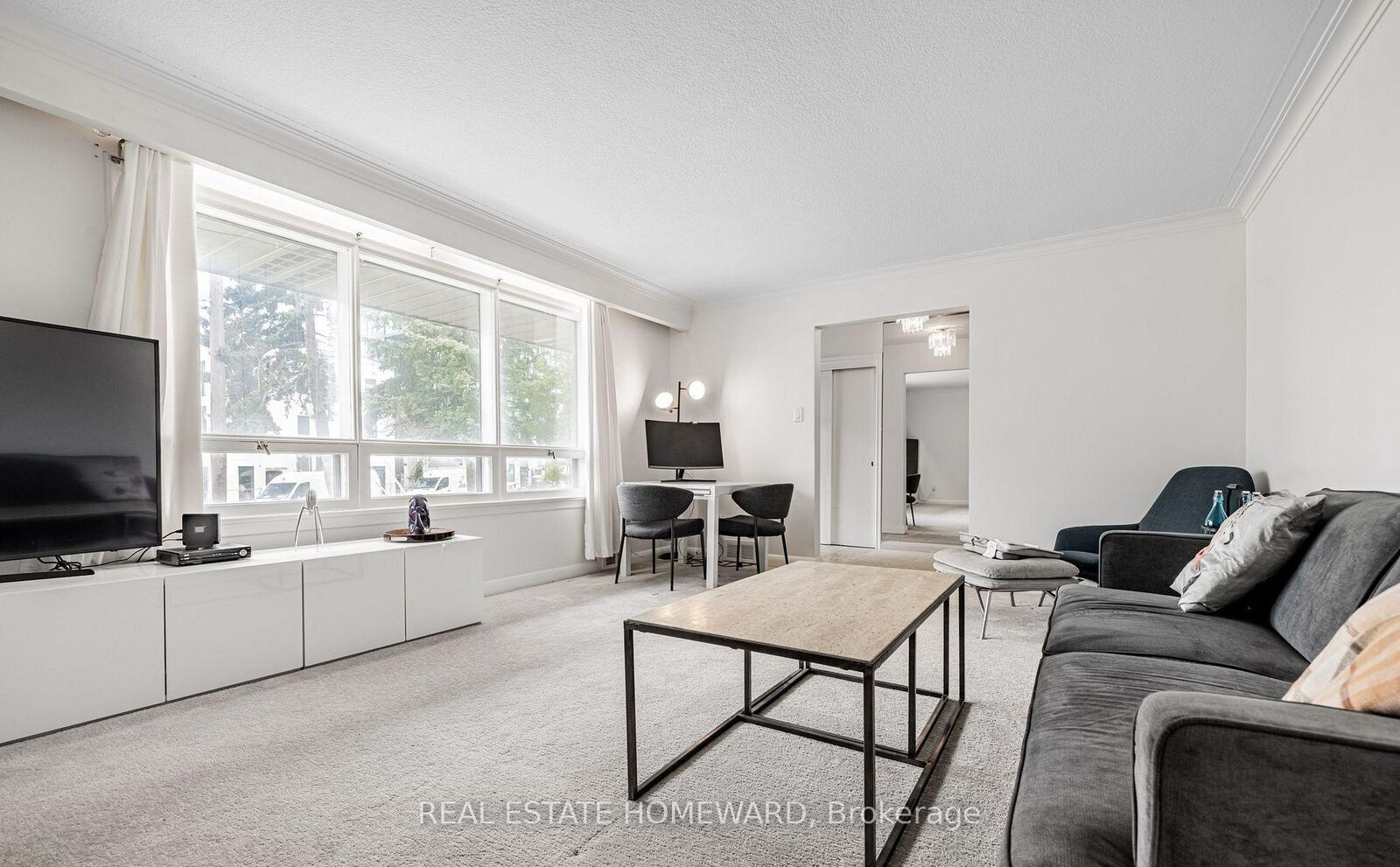 Property Photo:  11 Greenbriar Road Main  ON M2K 1H4 