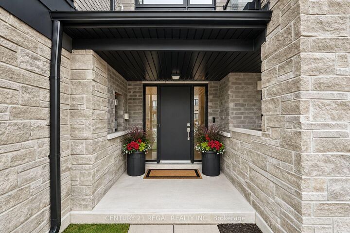 Property Photo:  28 Spry Lane  ON L9J 0N6 