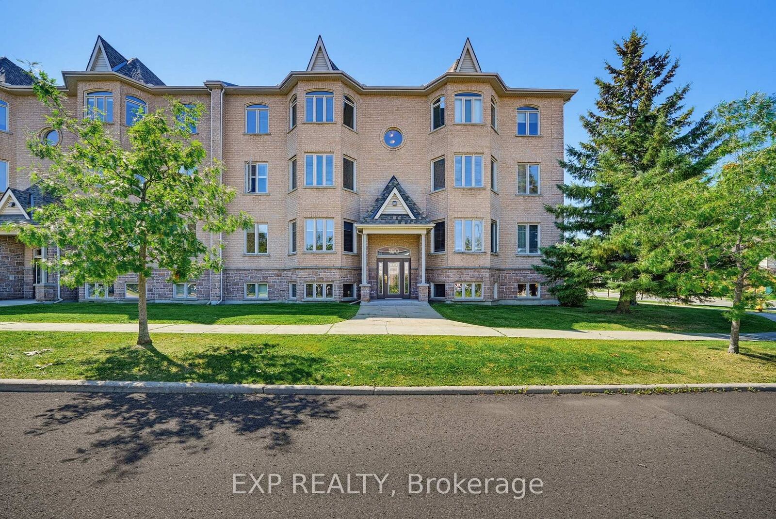 Property Photo:  190 Rustic Hills Crescent 7  ON K4A 0B9 