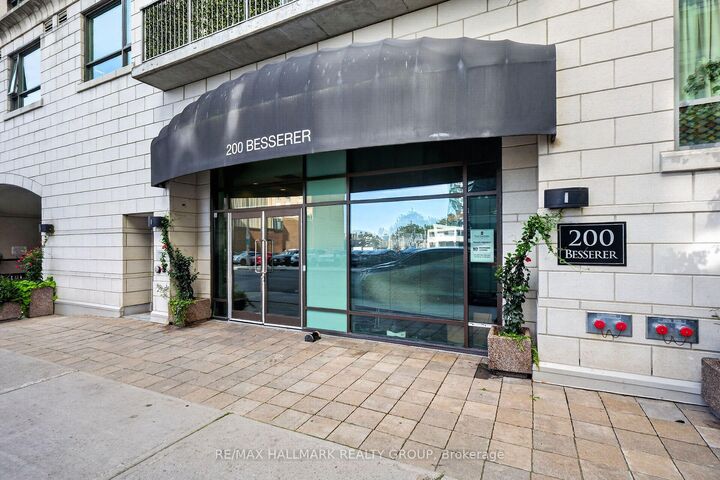 Property Photo:  200 Besserer Street 1209  ON K1N 0A7 