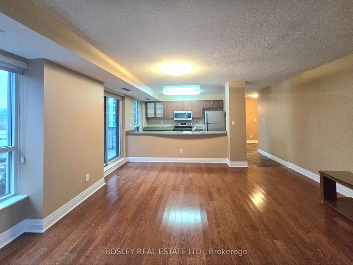 Property Photo:  188 Doris Avenue 615  ON M2N 6Z5 