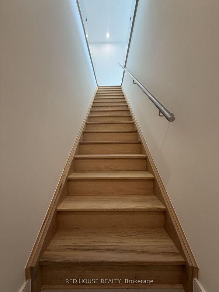 Property Photo:  41 Everett Common  ON L2P 0H1 