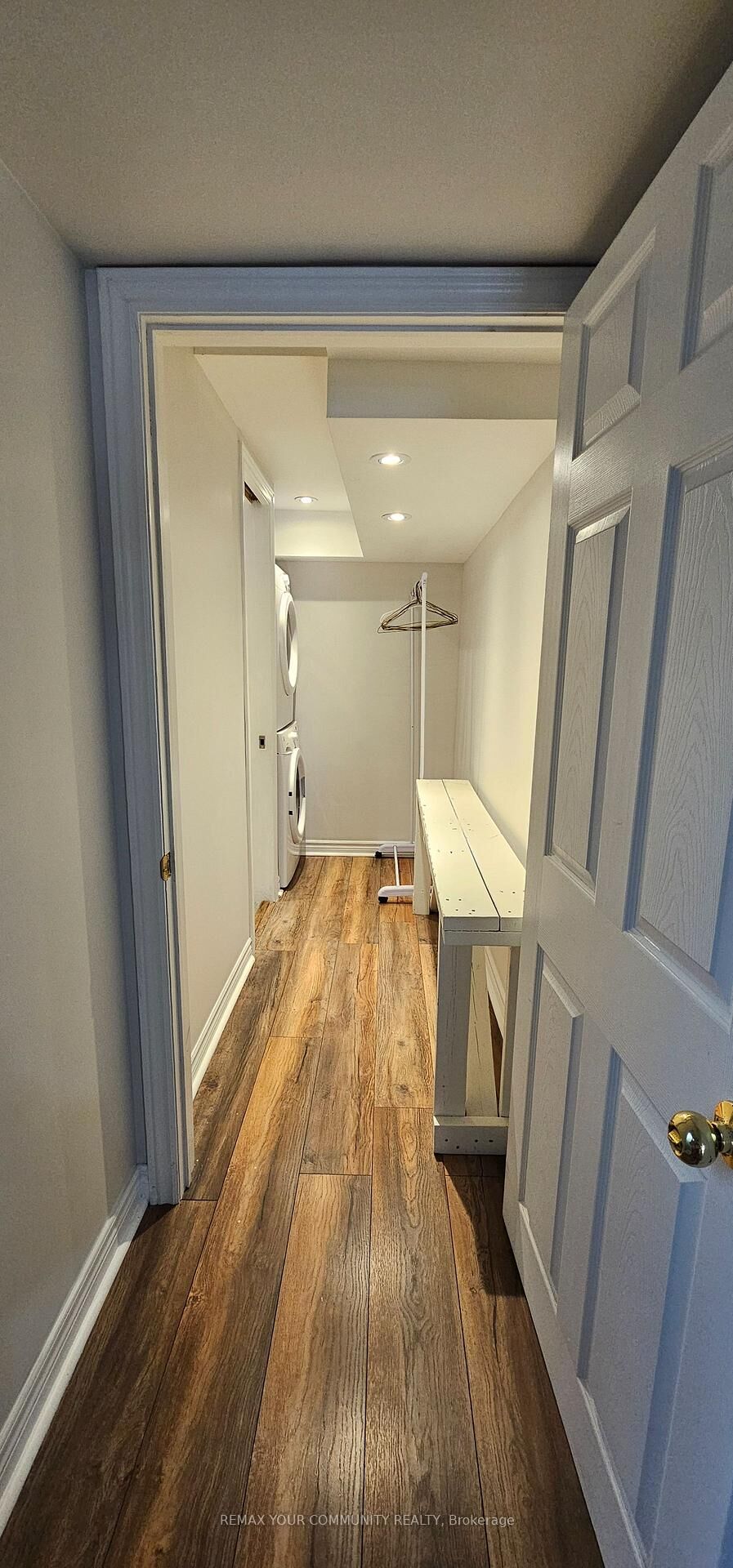 Property Photo:  46 Courtland Crescent  ON L9N 0A9 