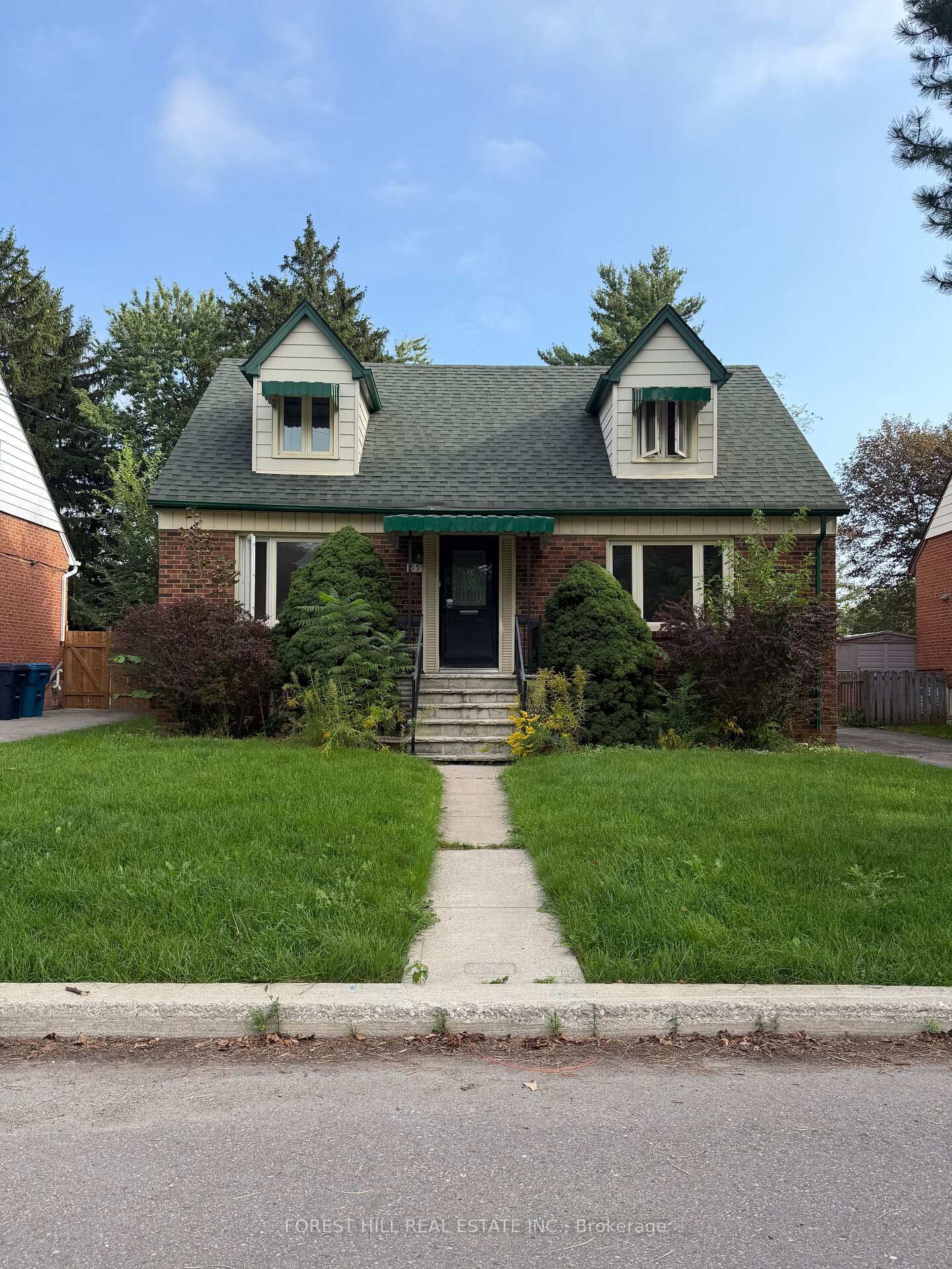 Property Photo:  55 Craigmore Crescent  ON M2N 2Y6 