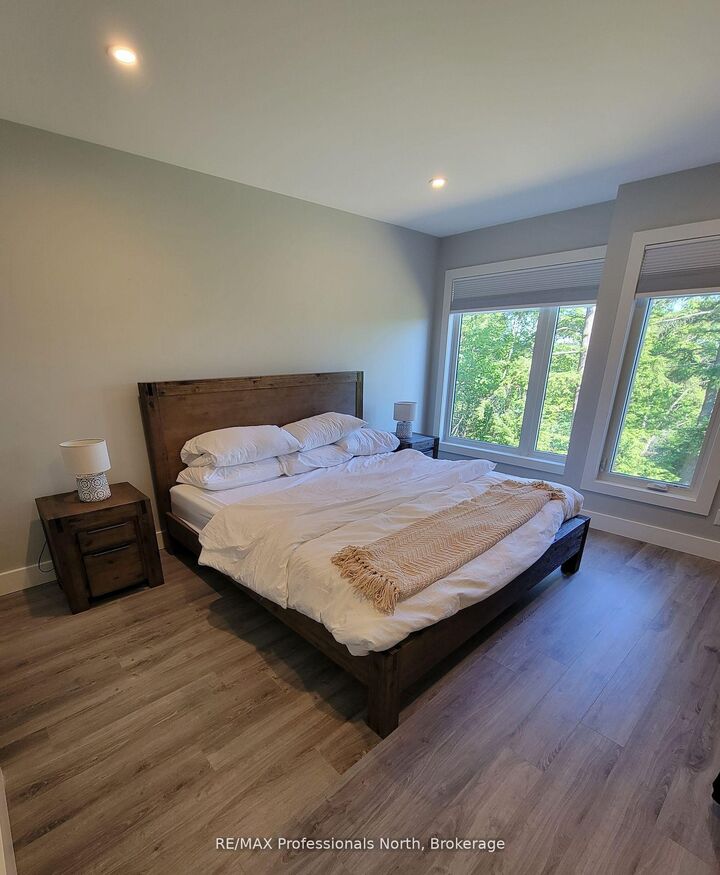 Property Photo:  3 Tree Tops Lane 202  ON P1H 1A9 