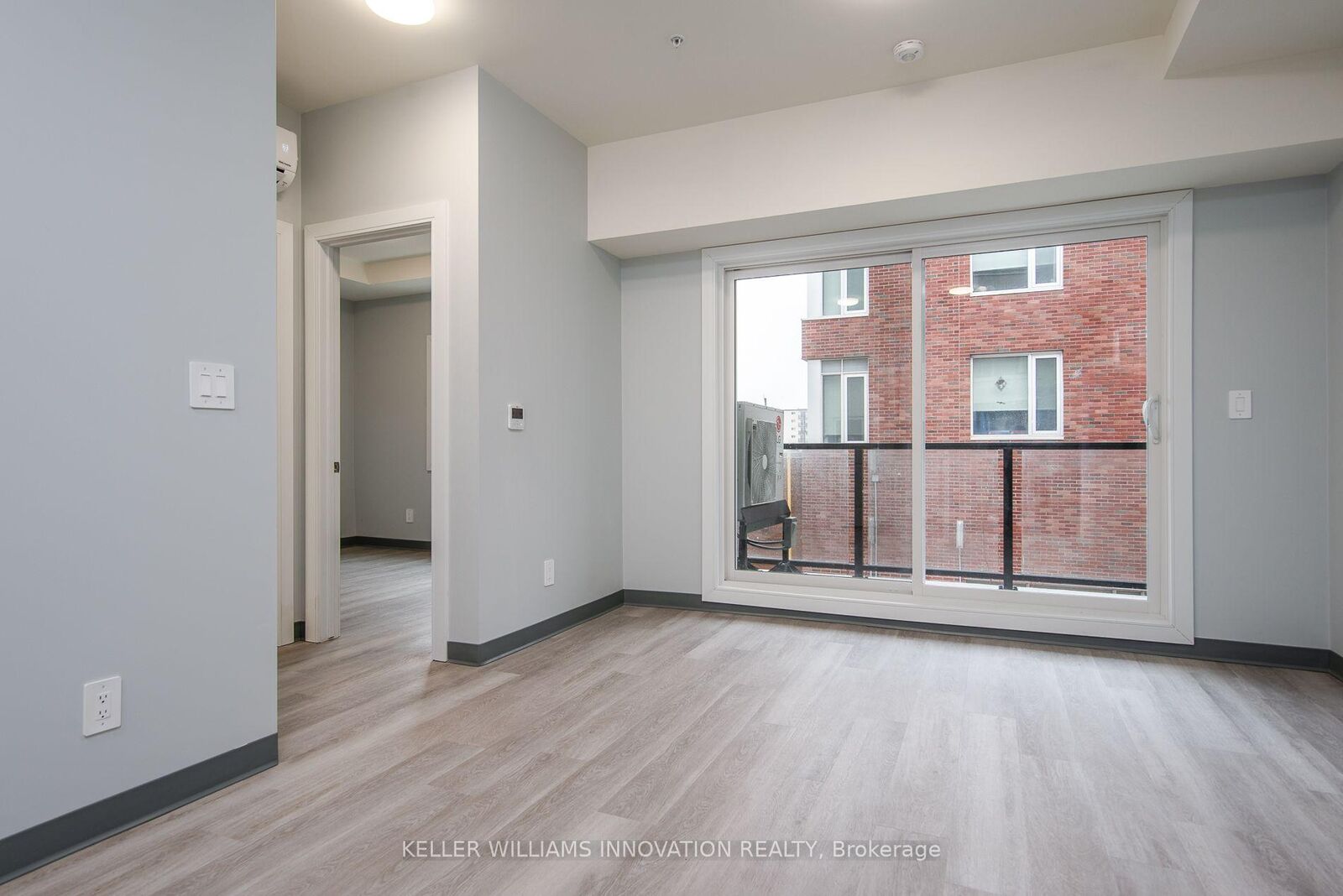 Property Photo:  10 Queen Street 203  ON N5R 3H8 