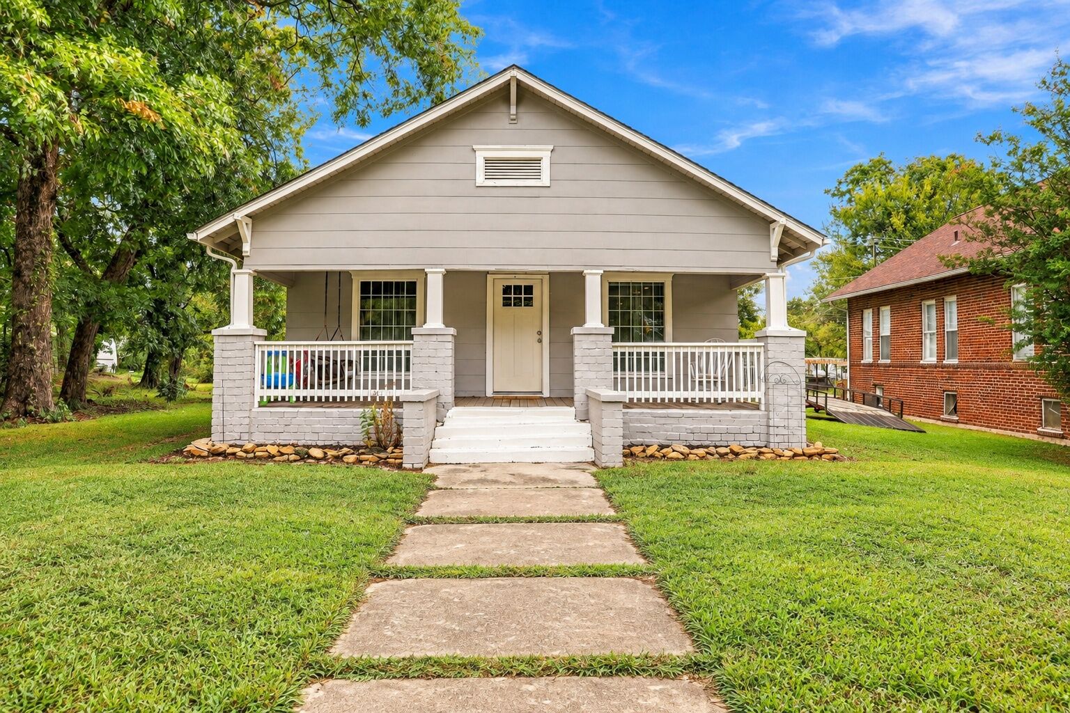 Property Photo:  307 W Main Street  OK 74436 