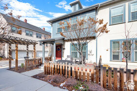 Property Photo: 865 W Chiva Ct S UT 84047