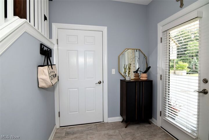 Property Photo: 1362 Slate Court OH 44118
