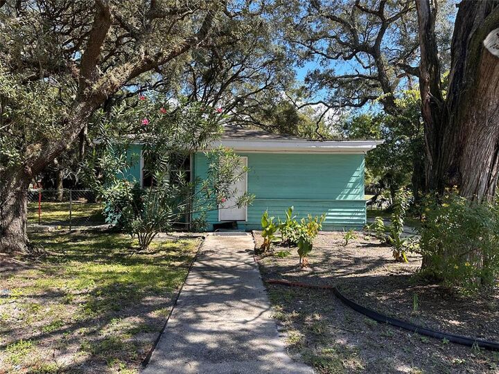 Property Photo:  730 11th Street  FL 32034 