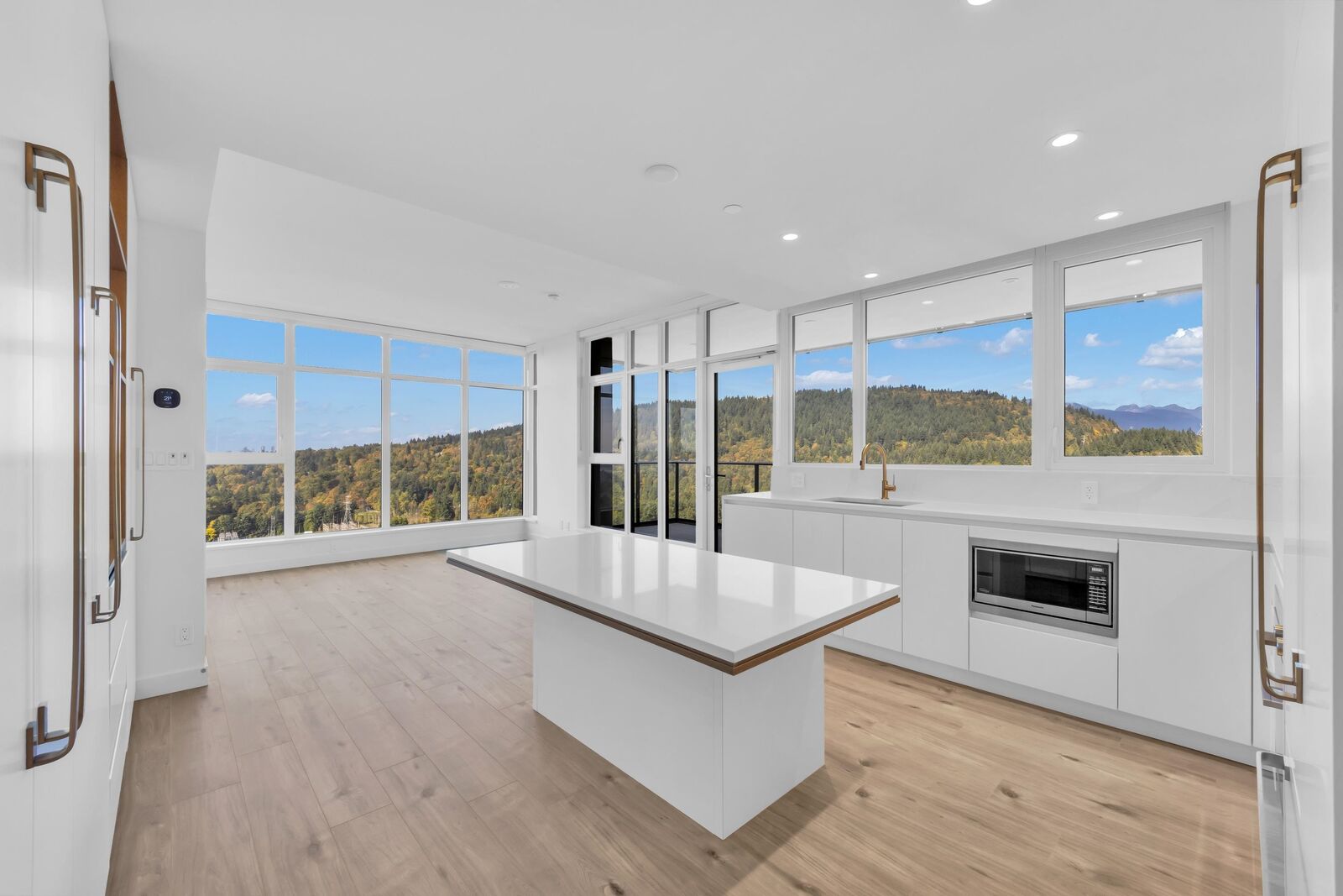 Property Photo:  720 Farrow Street 1608  BC V3J 0P3 