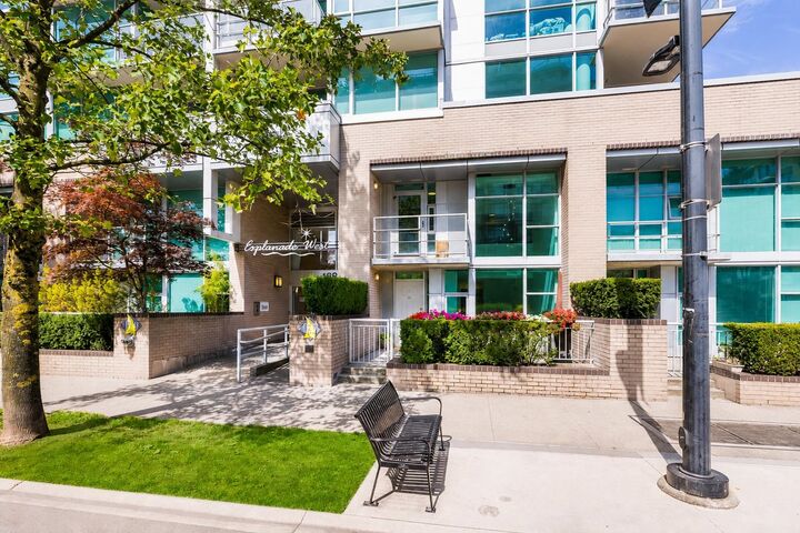 Property Photo:  168 E Esplanade Avenue Th8  BC V7L 4X8 