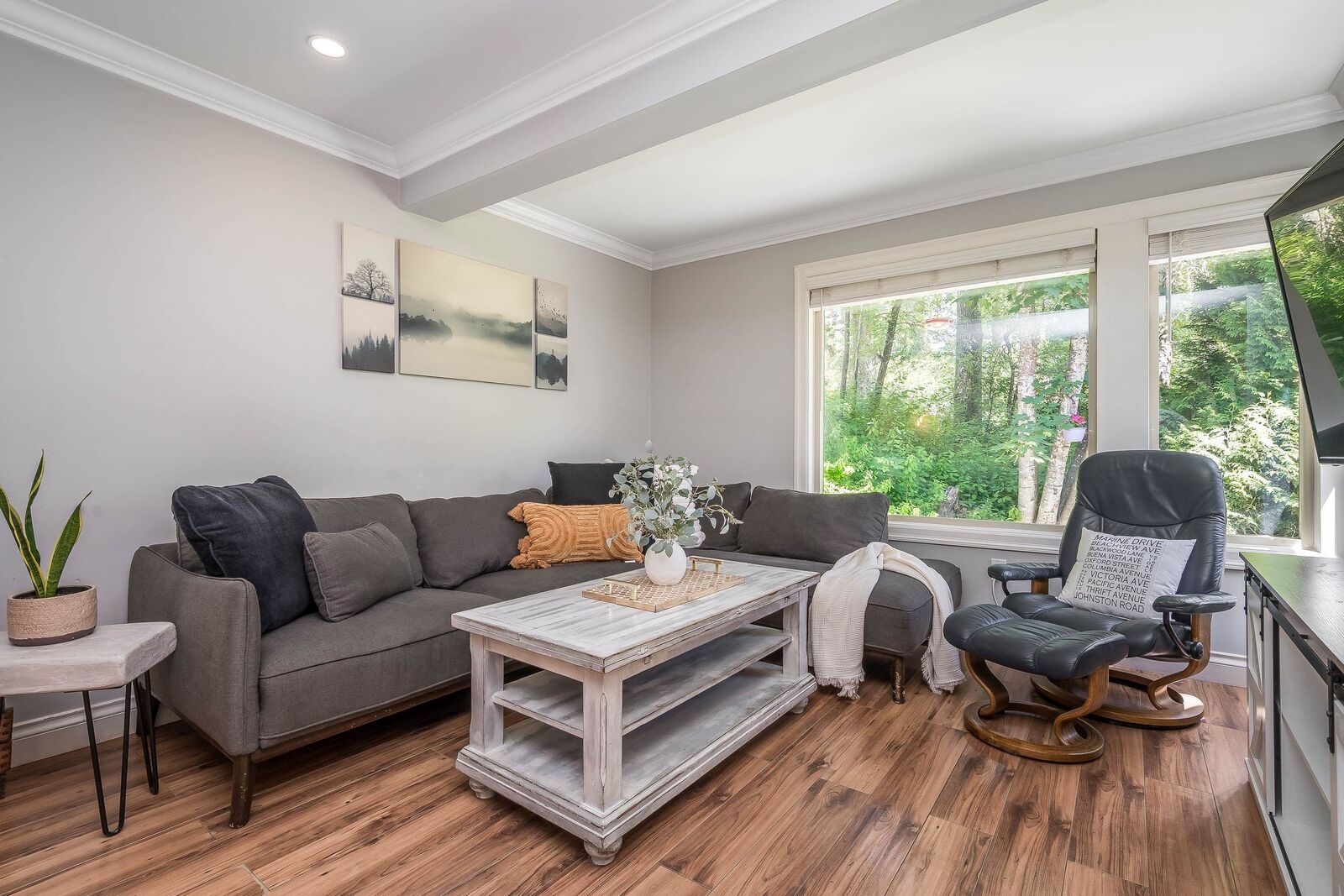 Property Photo:  1873 Lilac Drive  BC V4A 6C7 