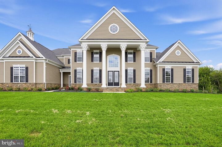 Property Photo:  12221 Parkgate Drive  VA 20181 