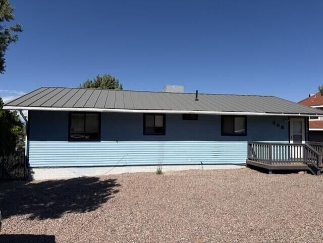Property Photo:  308 E Ridge Lane  AZ 85541 