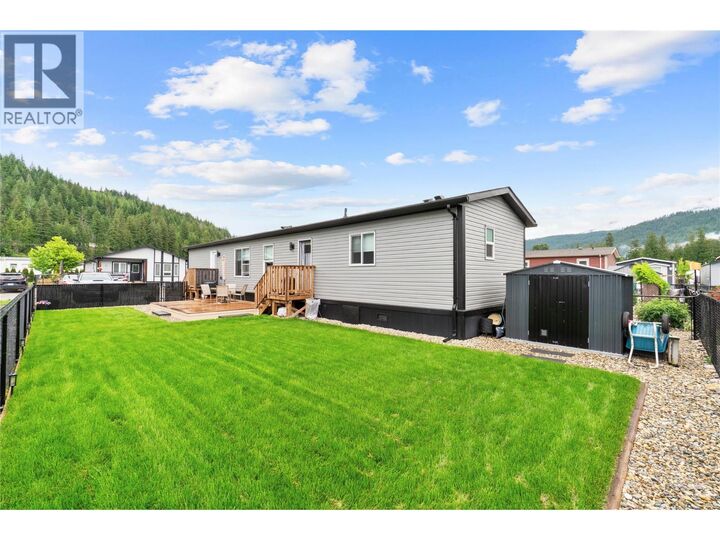 Property Photo: 1705 Hillier Road 10 BC V0E 2E4
