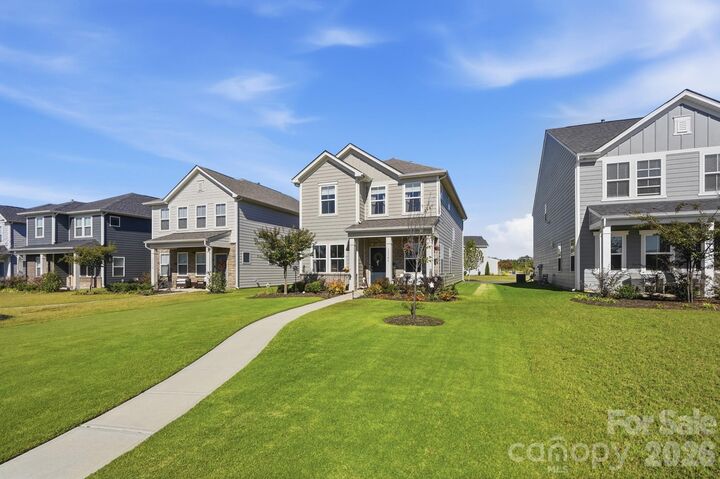 Property Photo:  15506 Parkside Crossing Drive  NC 28278 