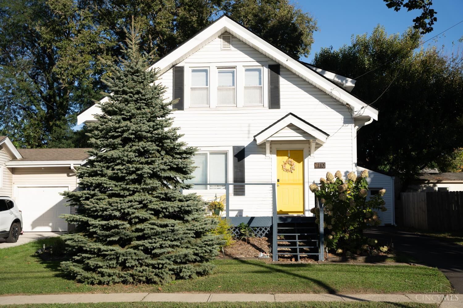 Property Photo:  7110 Ohio Avenue  OH 45236 