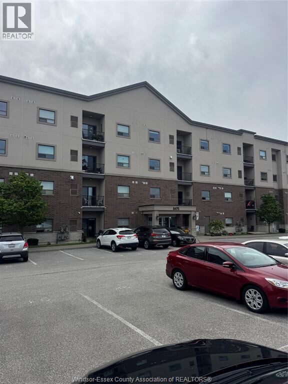 Property Photo:  8475 Wyandotte Street East 211  ON N8S 0A5 