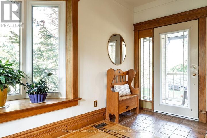 Property Photo:  231 Church Street  ON N5A 2R7 