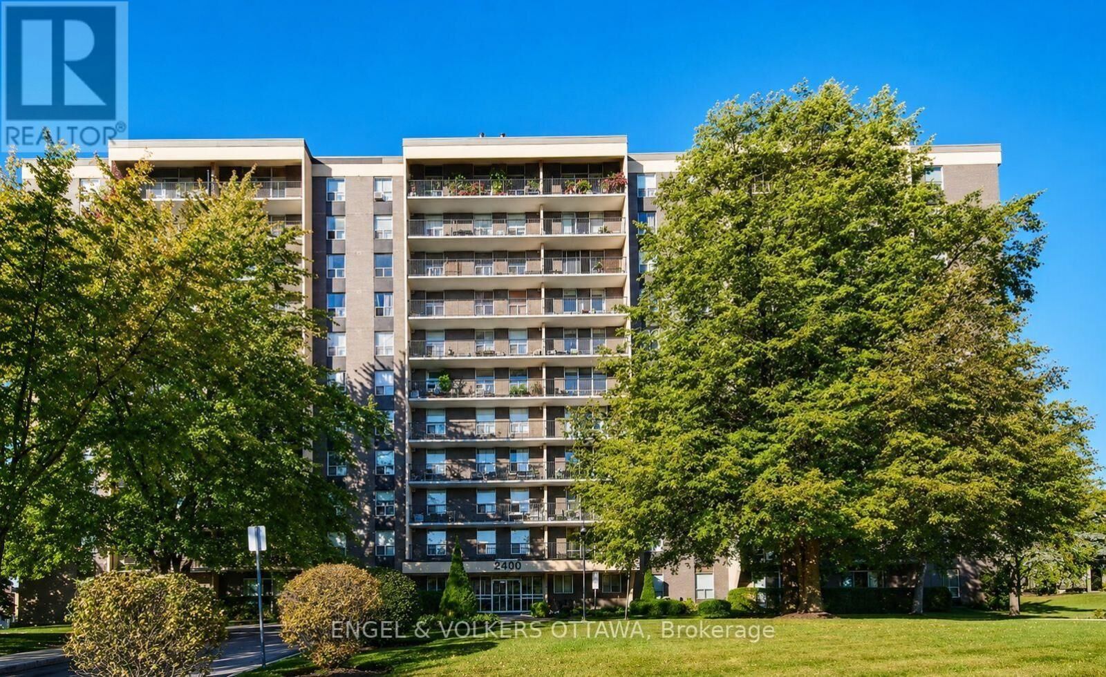 Property Photo: 2400 Virginia Drive 210 ON K1H 8L3