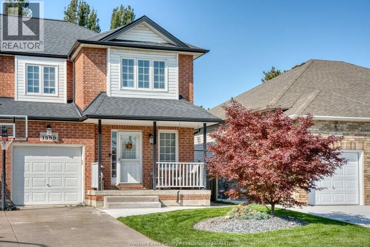 Property Photo:  1589 Heatherglen Drive  ON N8N 5B5 