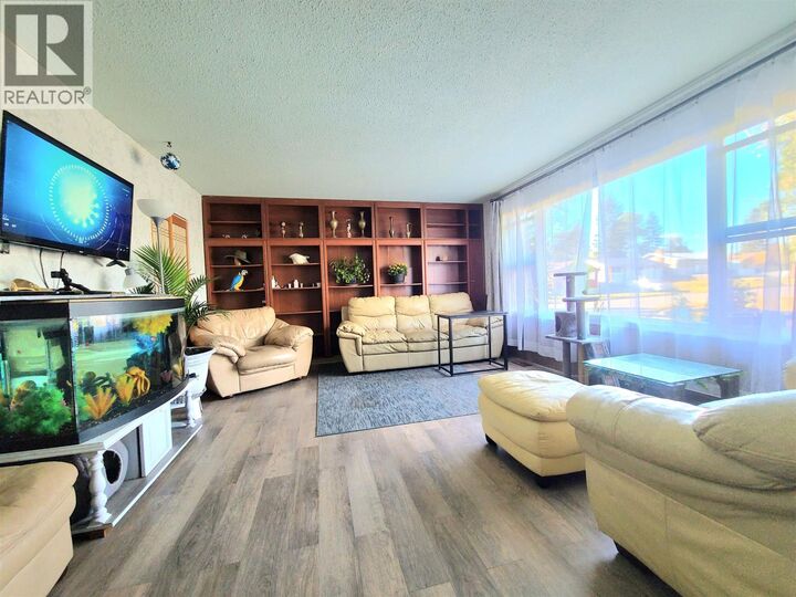 Property Photo:  1385 Milburn Avenue  BC V2L 4E9 