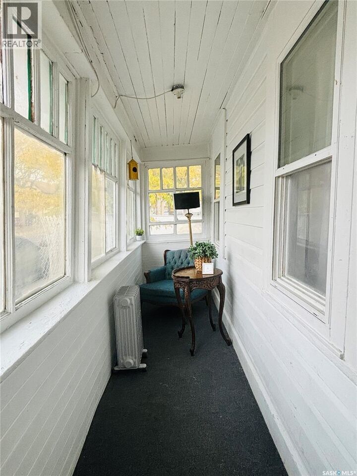Photo de la propriété:  1235 12th Avenue  SK S4P 0L2 