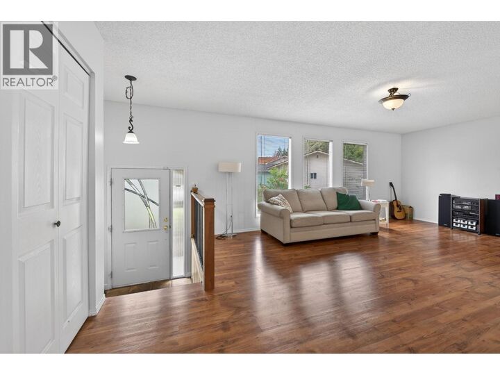 Property Photo:  260 Miller Place  BC V2C 5V8 