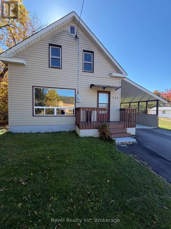 Property Photo:  354 Poplar Street  ON P0H 1V0 