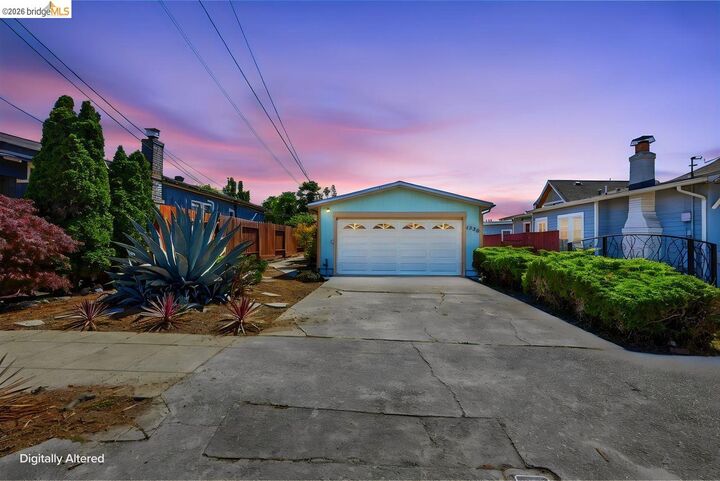 Property Photo:  1530 Stuart St  CA 94703 