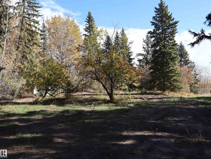 Property Photo:  61229 Rge Rd 51  AB T7N 1N5 