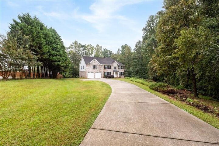Property Photo: 6031 Burnt Hickory Trail GA 30127