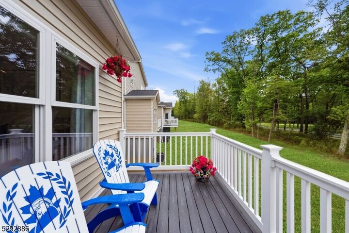 Property Photo:  12 Remington Ct 12  NJ 07727 