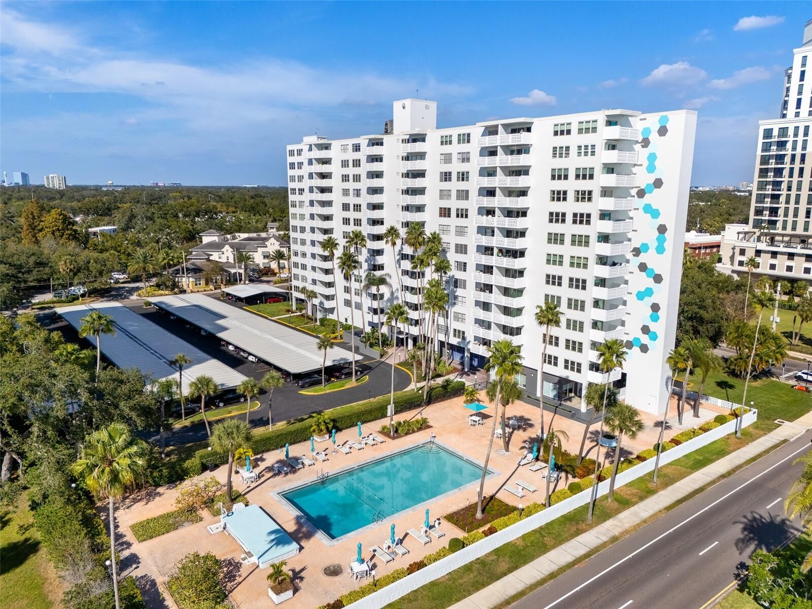 Property Photo: 2401 Bayshore Boulevard 203 FL 33629