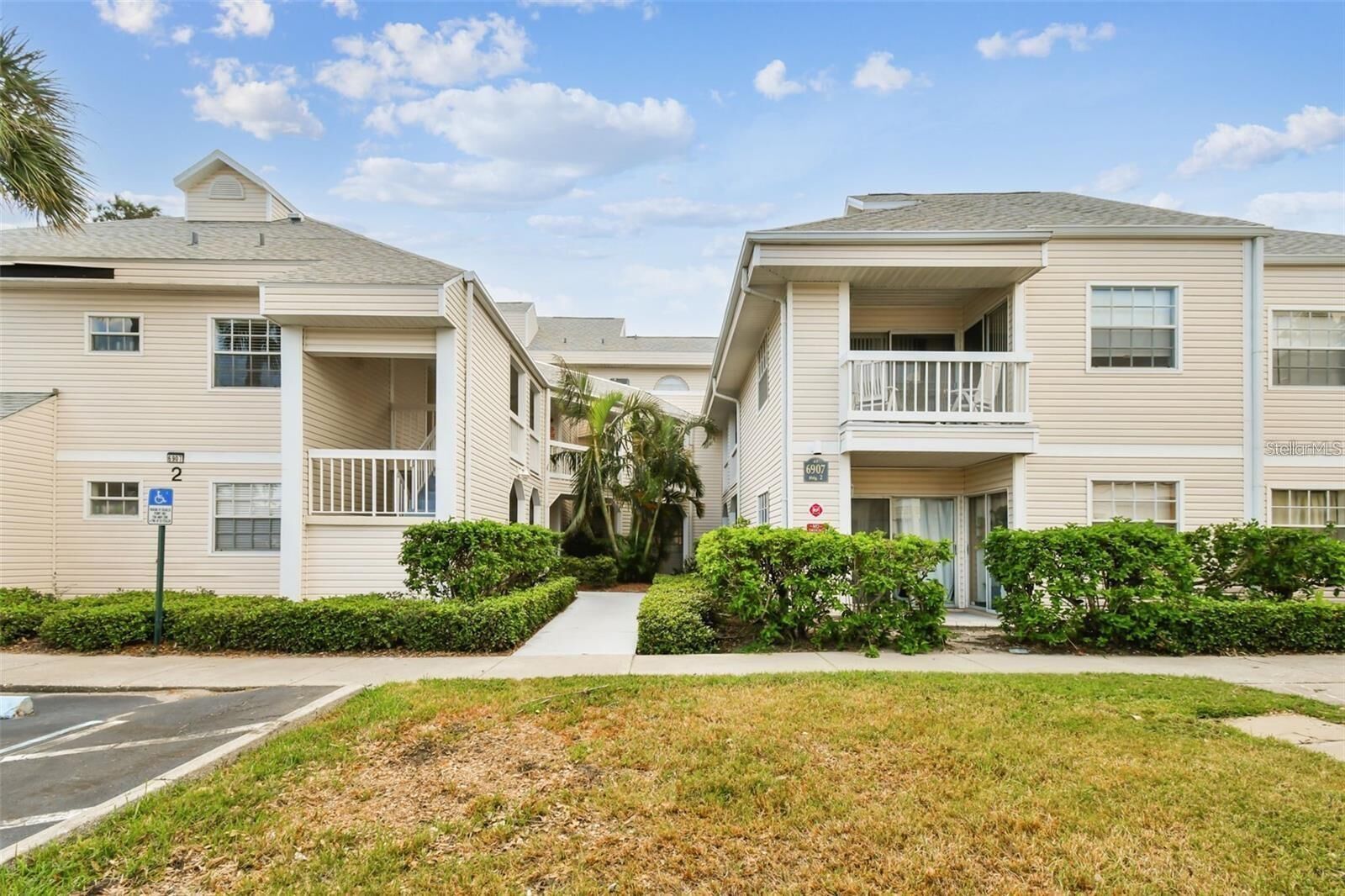 Property Photo:  6907 Stones Throw Circle N 2203  FL 33710 