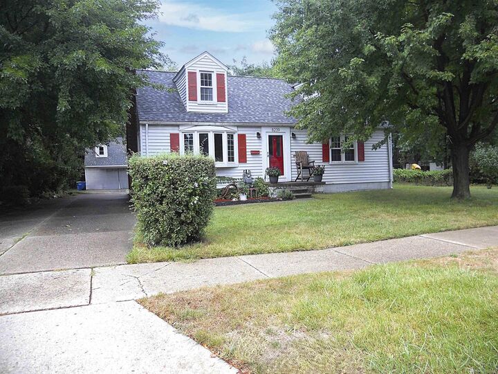 Property Photo:  8239 Garbor Drive  MI 48093 