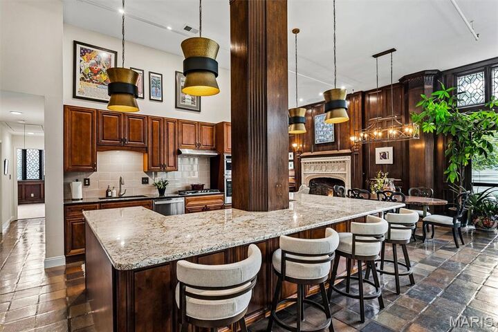 Property Photo:  4100 Laclede Avenue 114  MO 63108 