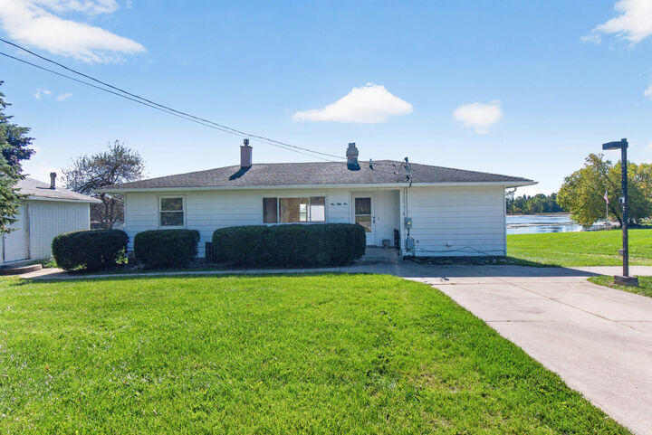 Property Photo:  555 Norvell Beach Drive  MI 49230 