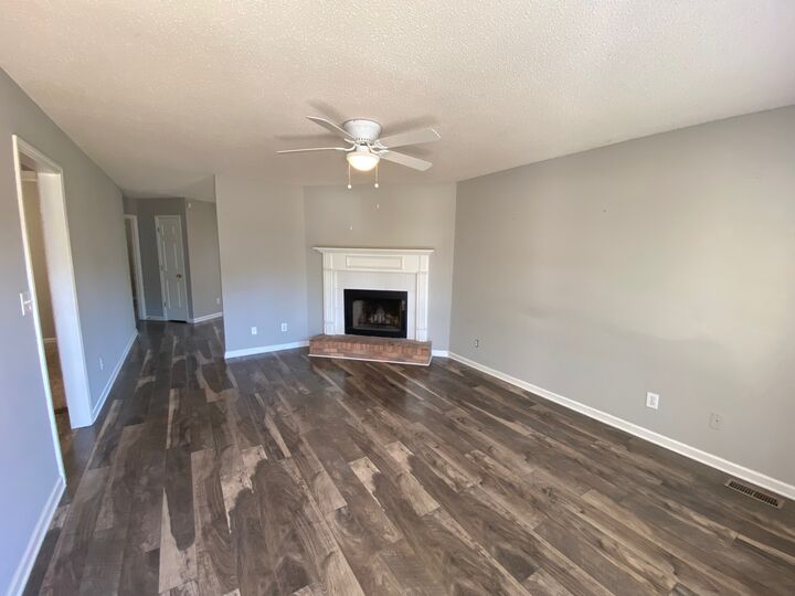 Property Photo: 1859 Timberline Pl TN 37042