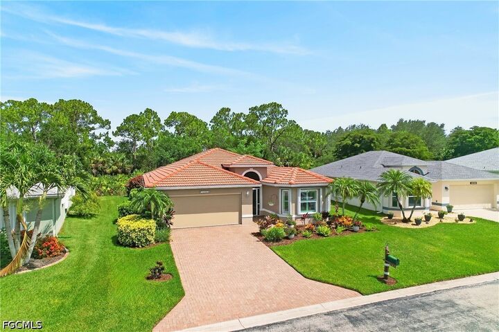 Property Photo:  14066 Castle Hill Way  FL 33919 