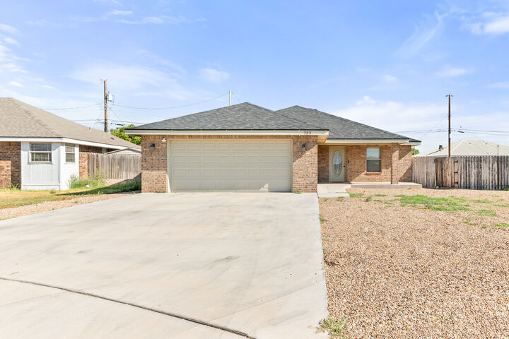 Property Photo:  232 Sombrero  NM 88101 