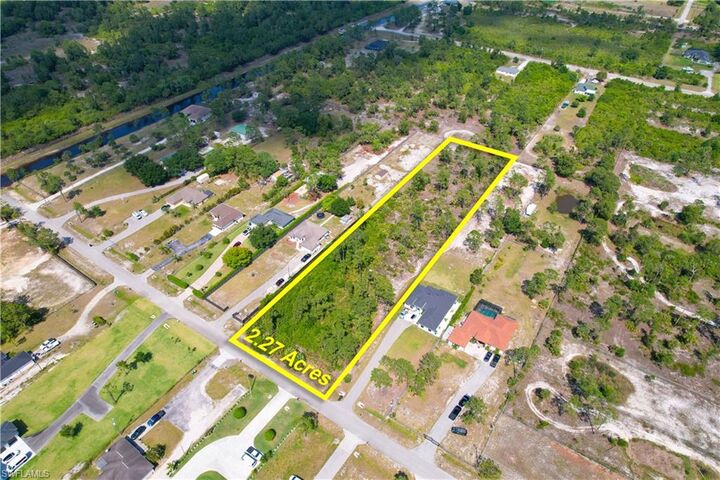 Property Photo: Xxxx 20th St NE FL 34120