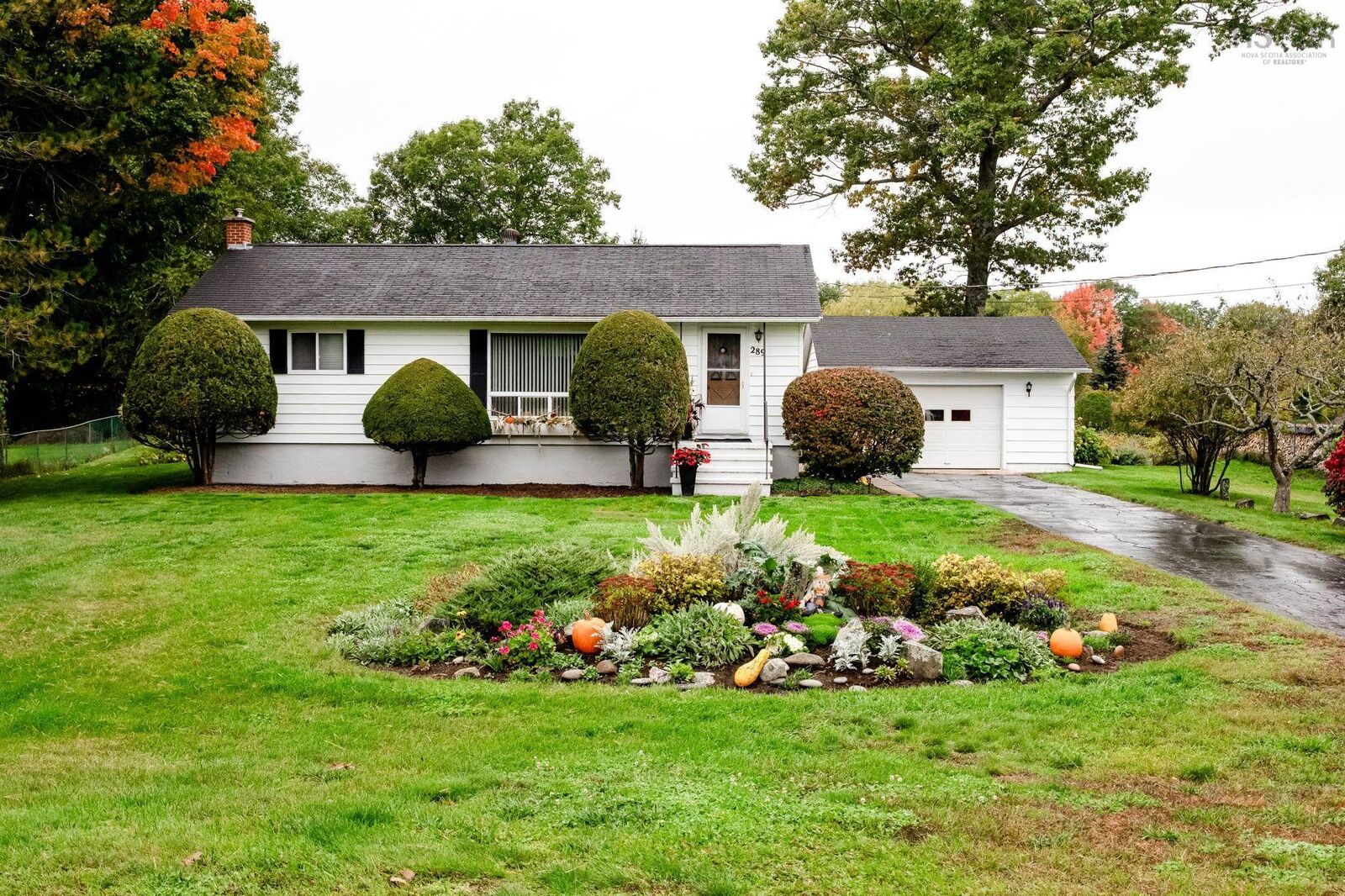 Property Photo: 289 Brookside Drive NS B0P 1R0