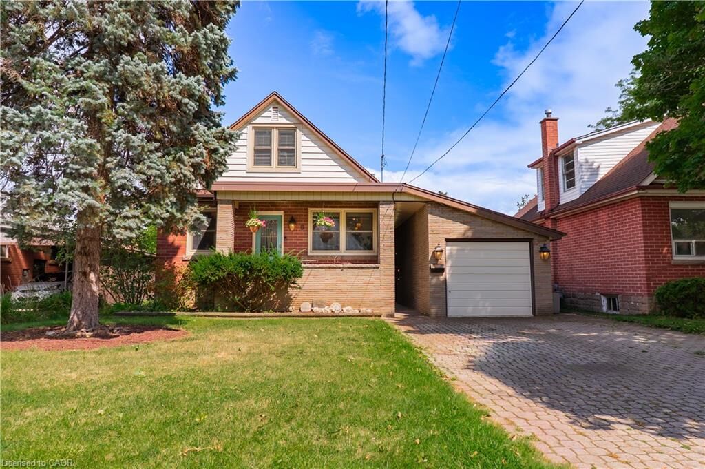 Property Photo:  8 Cameron Avenue  ON L9H 1P5 