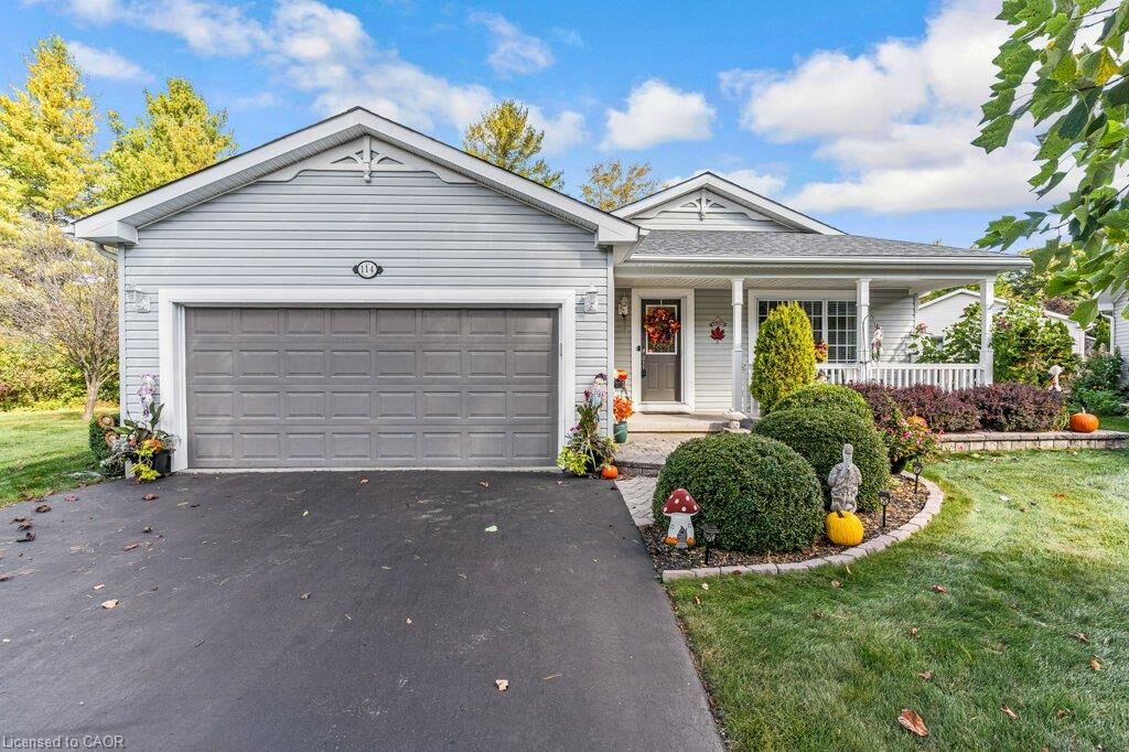 Property Photo:  114 Bushmill Circle  ON L8B 1A5 