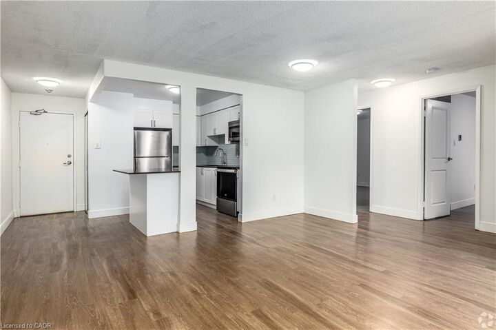 Property Photo:  547 Belmont Avenue W 510  ON N2M 5E7 