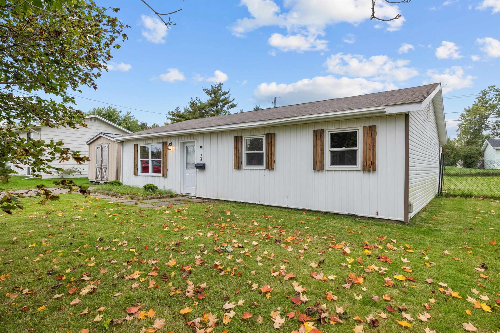 Property Photo:  25 Andrews Court  PE C1C 1B2 