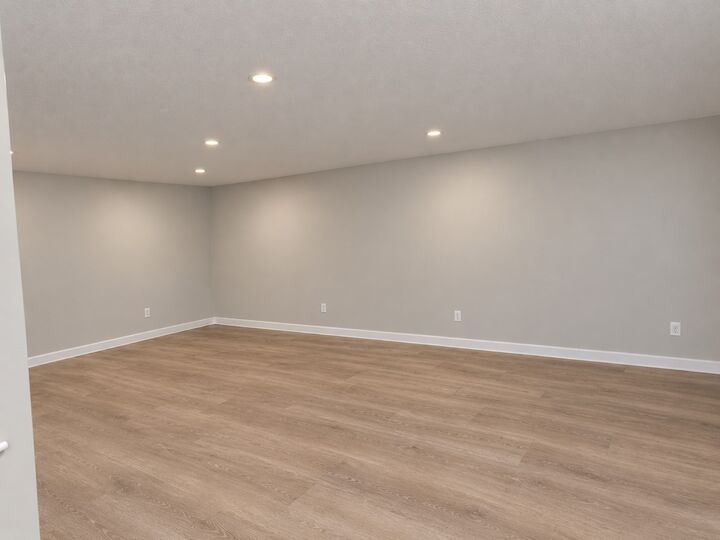 Property Photo:  6 Beals Cove Rd G  MA 02043 